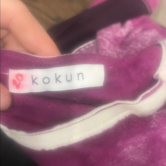 Women's Pink and Black Long Sleeve Top - Picture 2 of 2